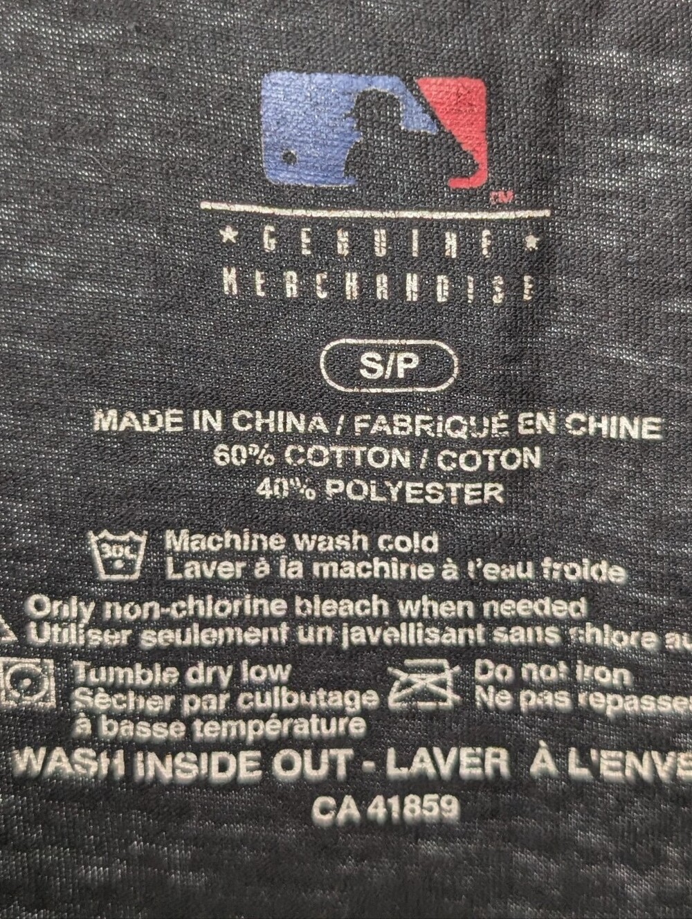 Genuine Merchandise Black Tee with Red & Blue MLB Logo Toronto Blue Jays - Picture 3 of 5